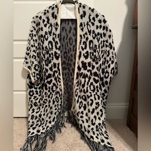 RolyPoly OS Poncho